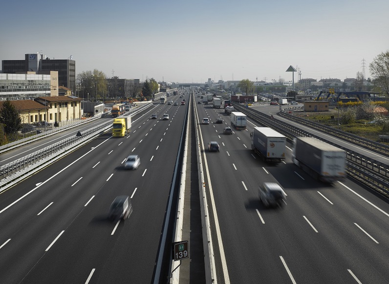 BANDO_SICARICA_ELETTRICA_AUTOSTRADE_TRANSPORTONLINE
