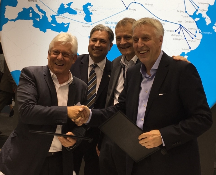 Beni_Kunz_CEO_of_Hupac_Group_Erich_Staake_CEO_of_duisport