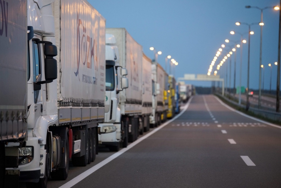 CAMION_BLOCCATI_UNGHERIA