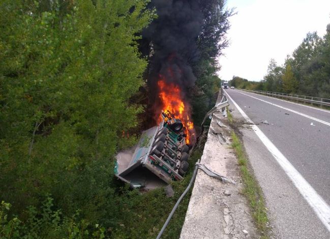 CAMION_FIAMME_SS17