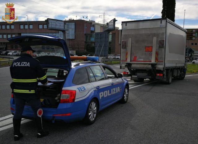CAMION_MULTATO