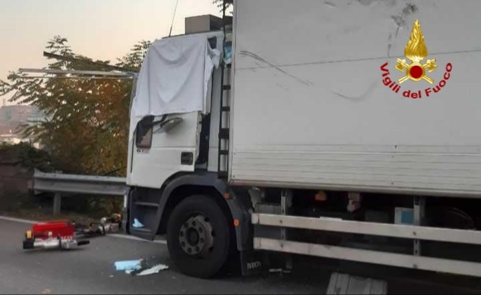 CAMION_TRAFITTO_TUBI