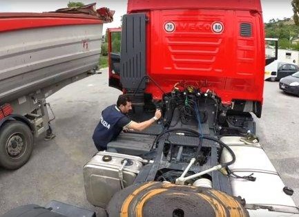 CAMION_TRUCCATI_LIGURIA