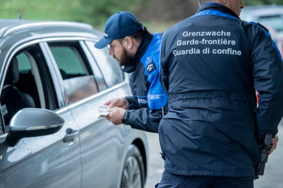 DOGANE_ARMATE_CONTROLLO_MERCI