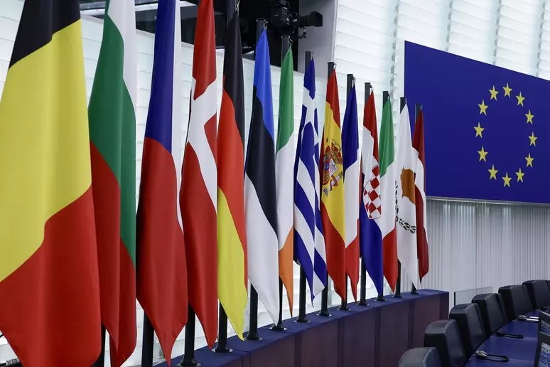 Dall_UE_dazi_sui_beni_Usa_da_100_miliardi_senza_un_intesa_TRANSPORTONLINE