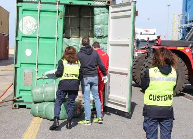 Dogane-controlli-container