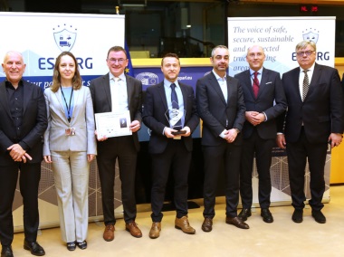 Drivers_and_cargo_at_risk_EU_urgently_needs_more_secure_truck_parking_01