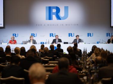 Driving_competitiveness_-_IRU_members_set_priorities_at_General_Assembly