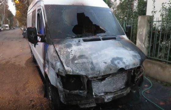 FURGONI_INCENDIATI_A_VISERBA