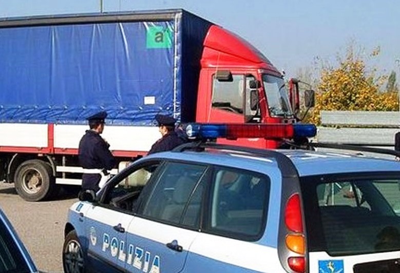 FURTI_DI_CAMION