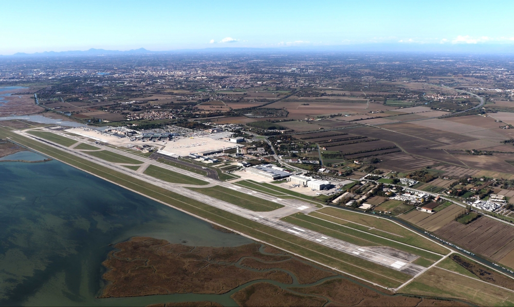 Foto_Aeroporto_di_Venezia_TRANSPORTONLINE