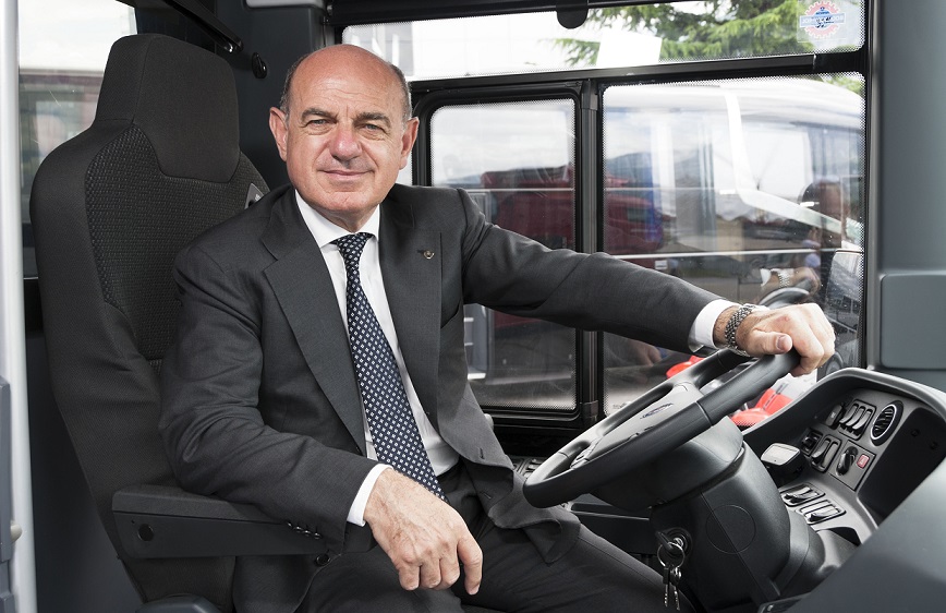 Franco_Fenoglio_Presidente_Unrae_02