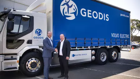 GEODIS_Fully_Electric_Volvo_Truck_Australia_TRANSPORTONLINE_01