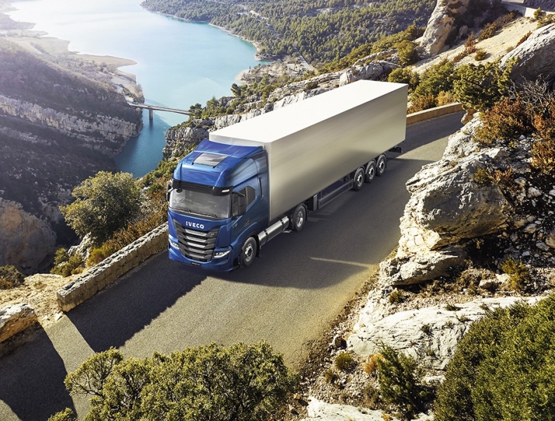 IVECO_S-WAY_NP