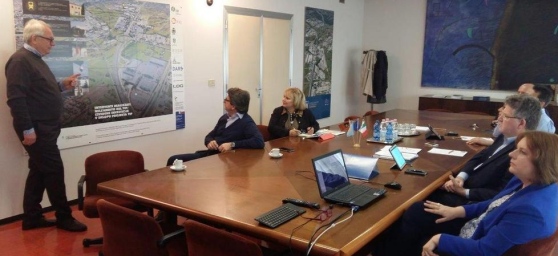 Incontro_tra_i_dirigenti_dell’autoporto_e_il_commissario_D’Agostino