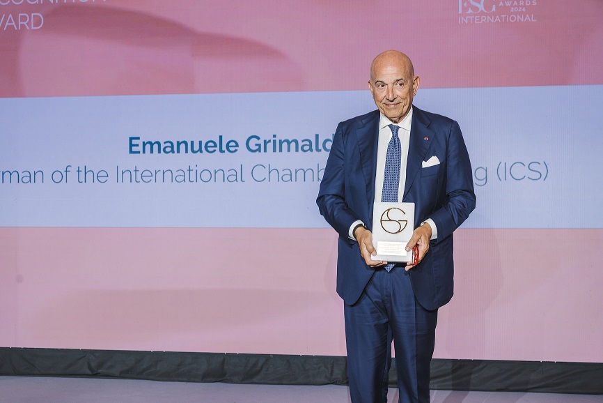 Mr_Emanuele_Grimaldi_at_the_ESG_Shipping_Awards_transportonline