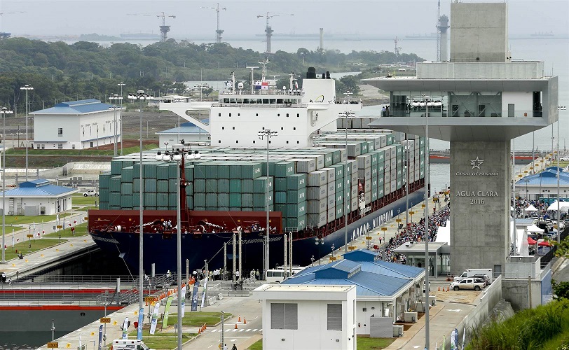 Panama_Canal_01