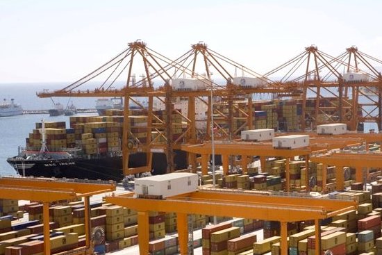 Pireo_porto_terminal_container