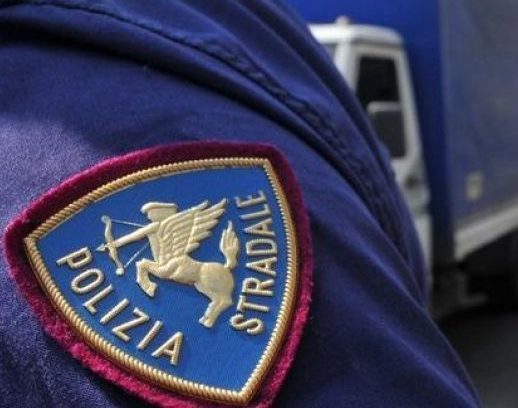 Polizia_Stradale_di_Teramo_autotrasporto