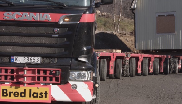 R-620-trailer-600x337