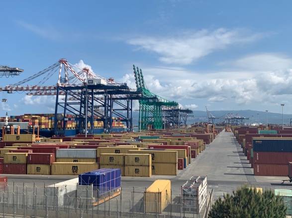 RIFIUTI_MARE_GIOIA_TAURO_TRANSPORTONLINE