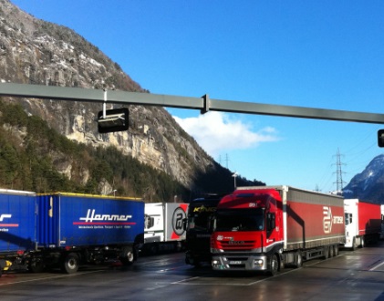 Svizzera_proposta_tassa_sul_traffico_anche_per_i_camion_elettrici_dal_2029_TRANSPORTONLINE