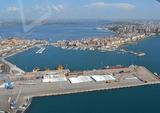 TARANTO_YILPORT_COLLABORAZIONE_COSCO