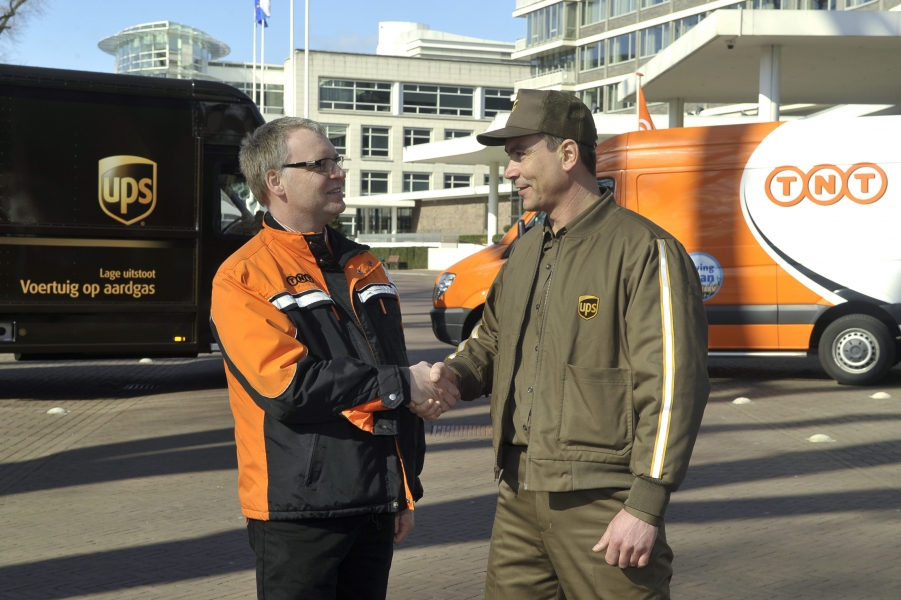 TNT_UPS