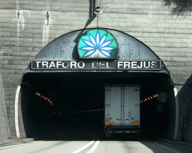 TUNNEL_FREJUS_TRANSPORTONLINE