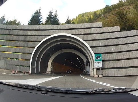 TUNNEL_MONTE_BIANCO_MARZO_2020