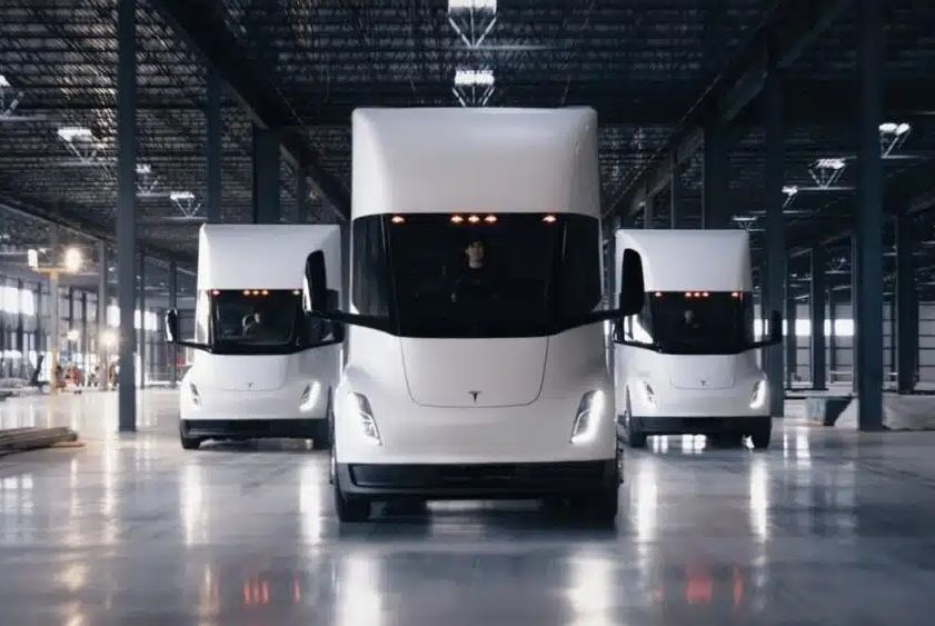Tesla_Semi_entro_fine_anno_al_via_la_produzione_in_serie_TRANSPORTONLINE