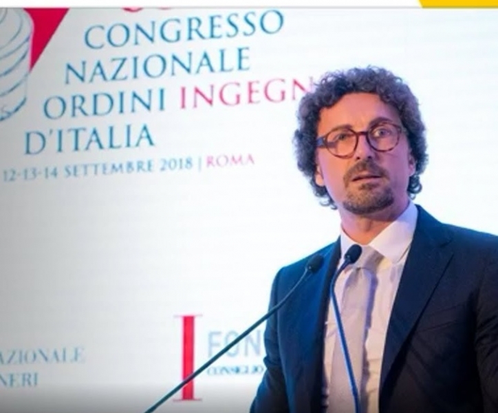 Toninelli_al_Congresso_Nazionale_degli_Ingenieri_2018