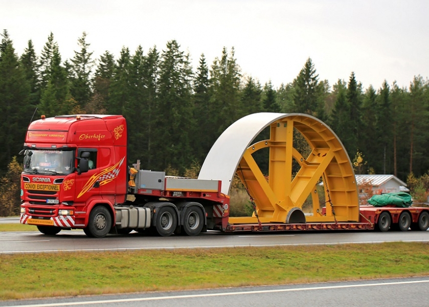 Trasporti_eccezionali_torna_il_limite_108_t_fino_transportonline_01