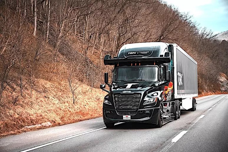 USA_sulle_strade_la_quinta_generazione_Cascadia_autonomo_transportonline