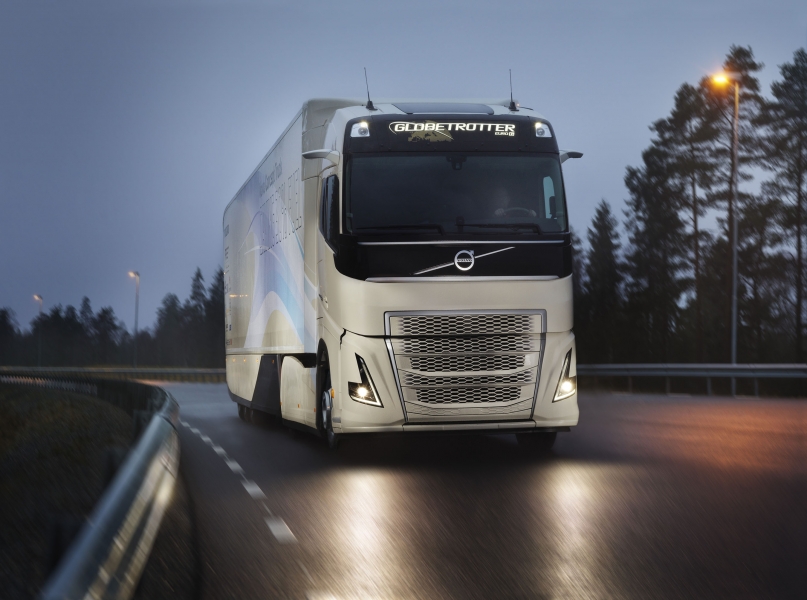 Volvo_Trucks