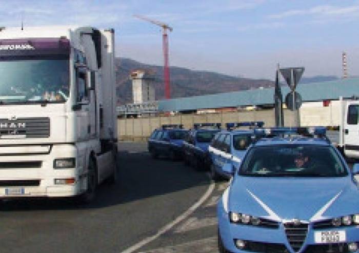 adr-polizia-camionista