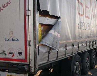 arresti_banda_furti_camion