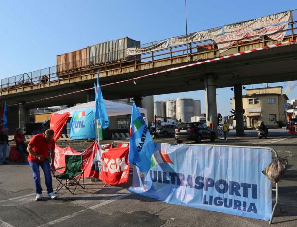 autotrasporti_SCIOPERO_GENOVA