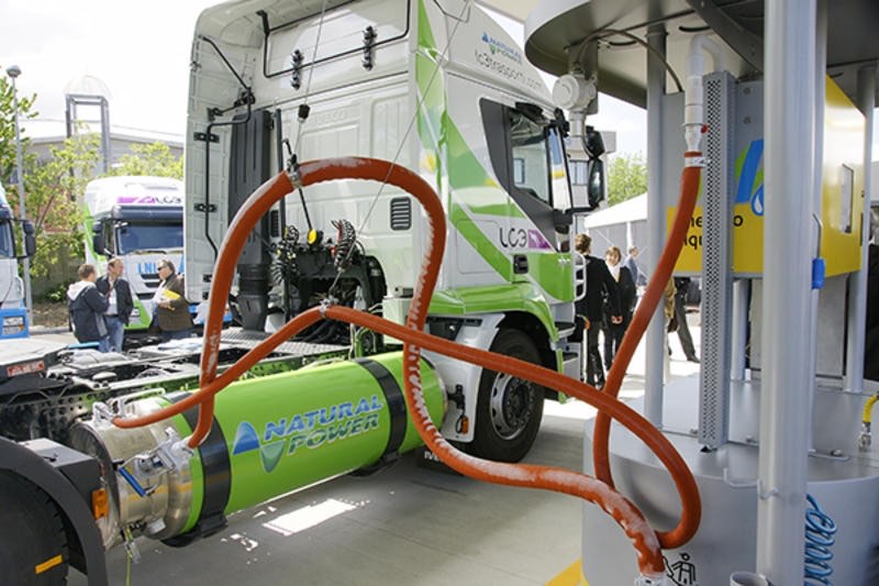 camion_a_Gnl_esenzione_bollo_transportonline