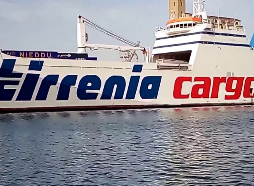 cargo_tirrenia