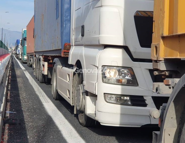 code_camion_porto_genova