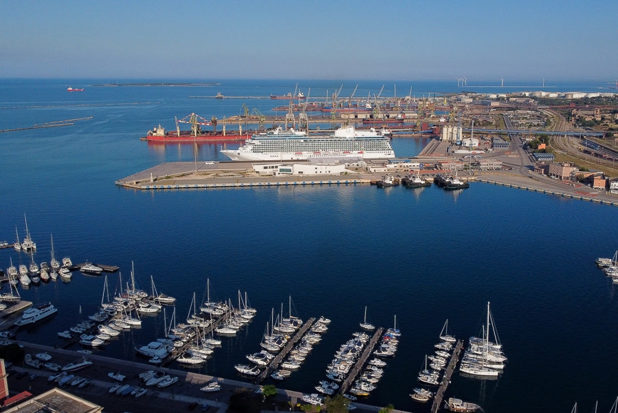 digitalizzazione_porto_taranto_transportnline