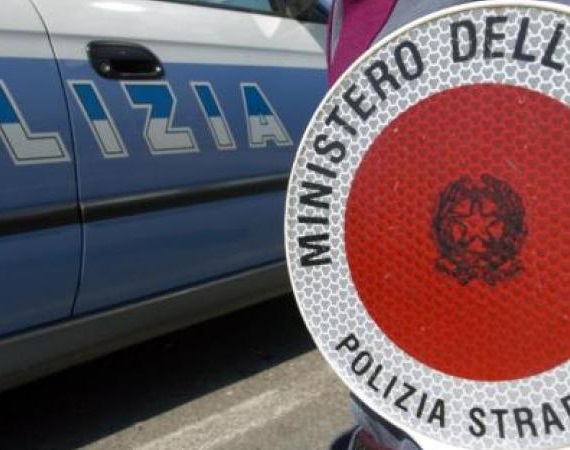 polizia-stradale_CRONOTACHIGRAFO_MANOMESSO