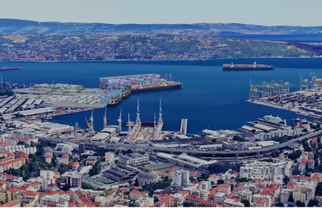 polo_logistico_porto_trieste_transportonline