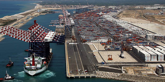 porto-gioia-tauro-04_0