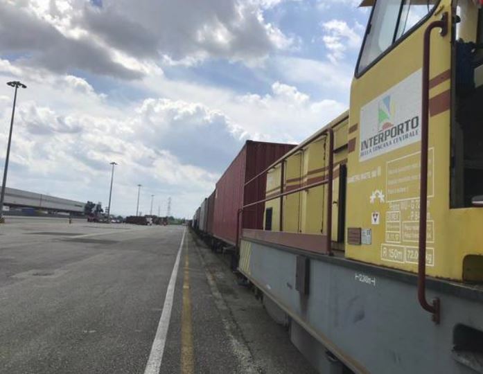 porto_spezia_treno_merci_prato