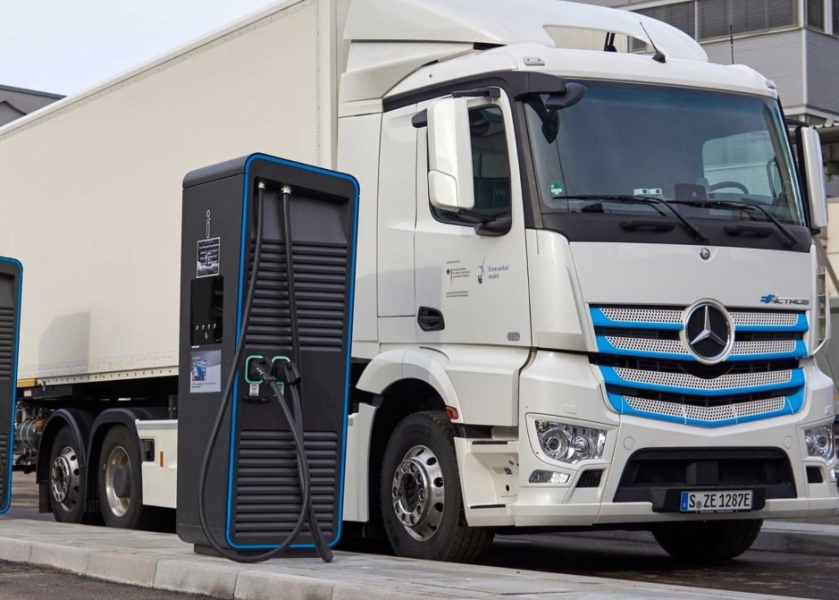 ricarica_camion_elettrici_tranportonline
