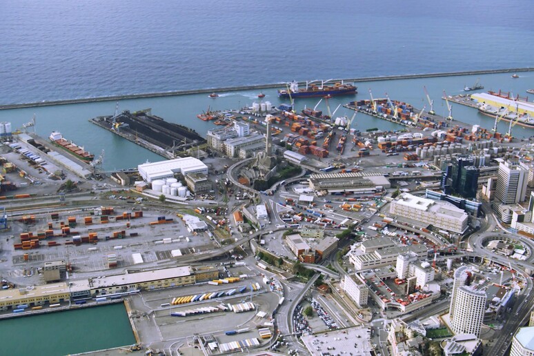 riduzioni_emissioni_port_ogenova_transportnline