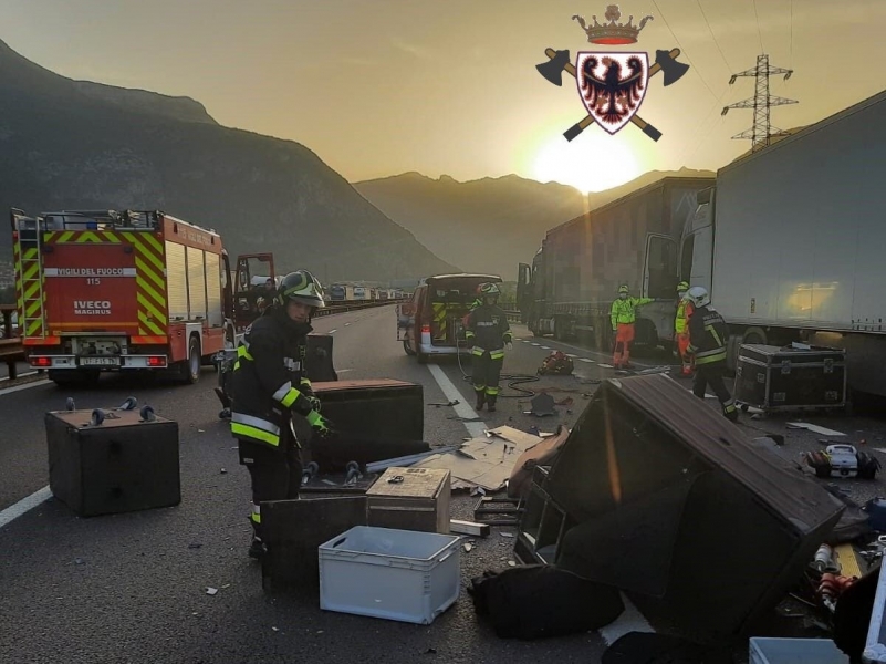 tamponamento_camion_a22_transportonline_01