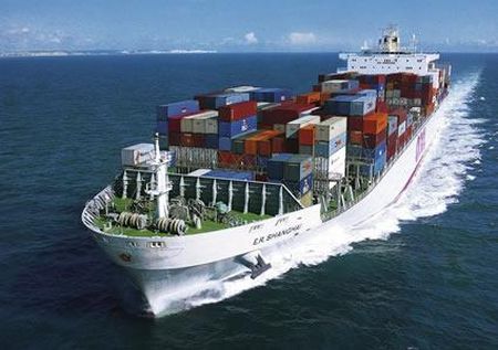 trasporto-merci-via-mare